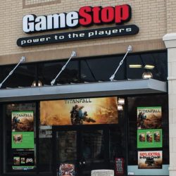 GameStop Store vs Prestige Store